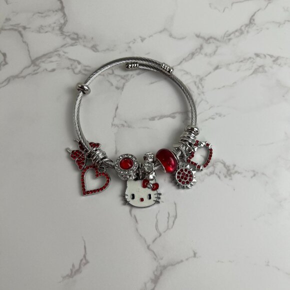 460 Red Hello Kitty Bracelet cute - Picture 1 of 5